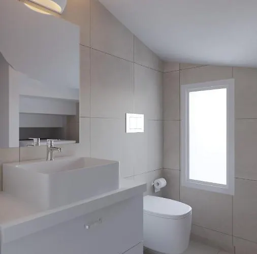 New Brand Villas: Beachside Retreat With & Heated Pool Villa *