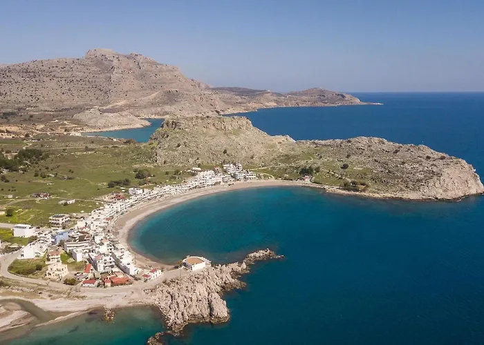 Villa New Brand Villas: Beachside Retreat With & Heated Pool