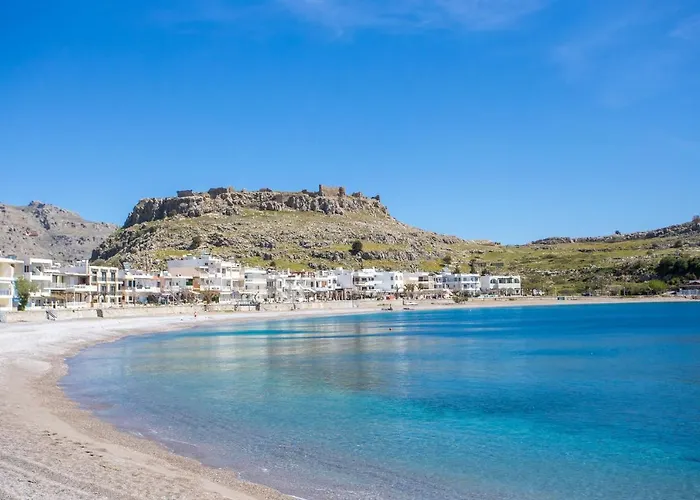 New Brand Villas: Beachside Retreat With & Heated Pool *