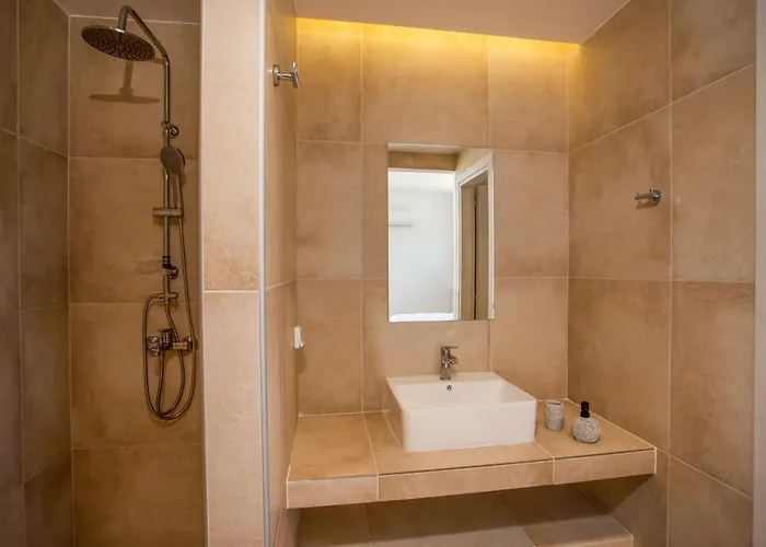 New Brand Villas: Beachside Retreat With & Heated Pool Villa *