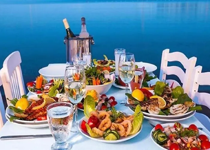 New Brand Villas: Beachside Retreat With & Heated Pool