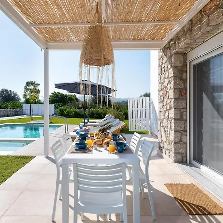 וילה Ossiano Pool Villas, Heating Pool, 2 Min Drive To & 10 To Lindos